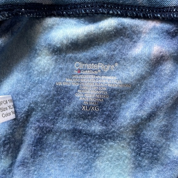 Ladies Long Sleeved Pajama Set - Picture 4 of 12